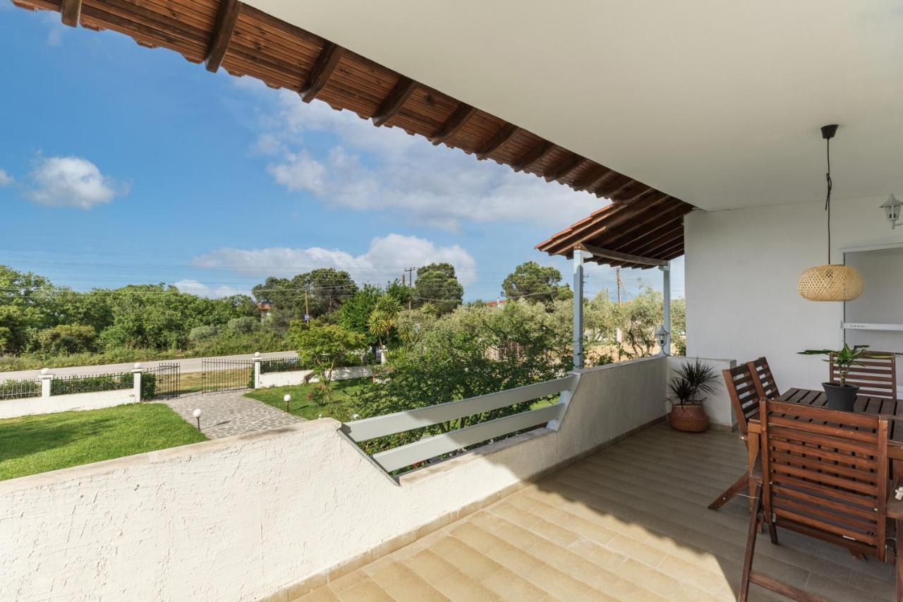 M&M Villa Vourvourou Exteriör bild