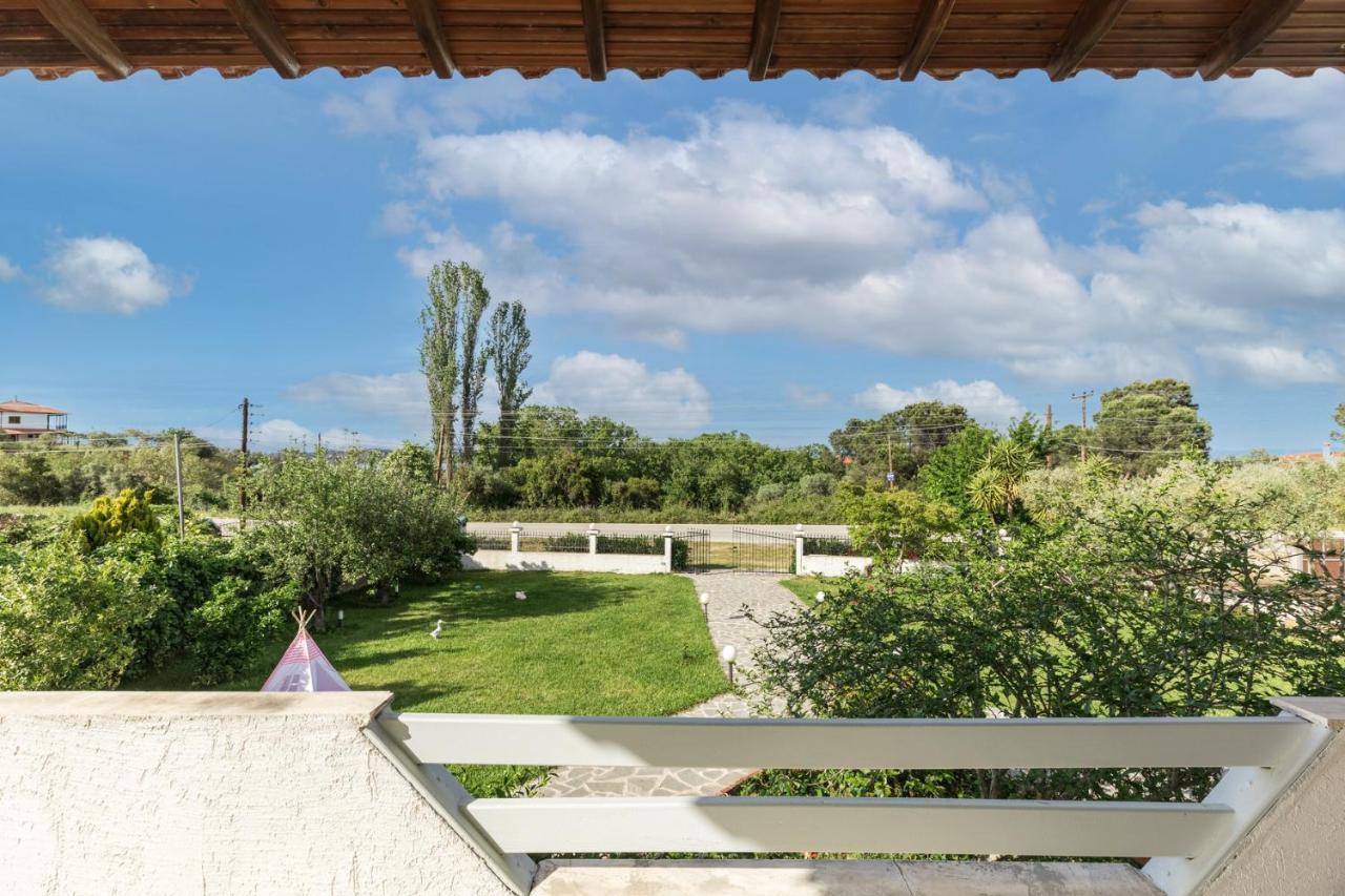 M&M Villa Vourvourou Exteriör bild